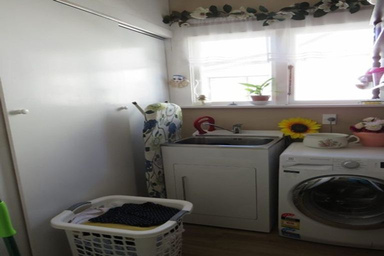 Photo of property in 54 Broughton Street, Gore, 9710