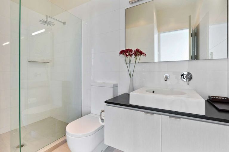 Photo of property in Doubtless Bay Villas, 12/18 Dudley Crescent, Cable Bay, 0420