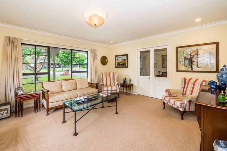 Photo of property in 36 Awanui Drive, Waikanae, 5036