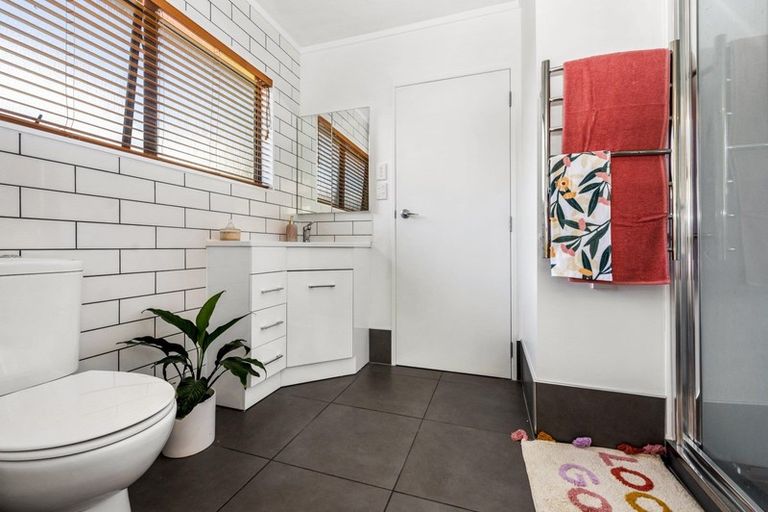 Photo of property in 15 Lynbert Road, Lynmore, Rotorua, 3010