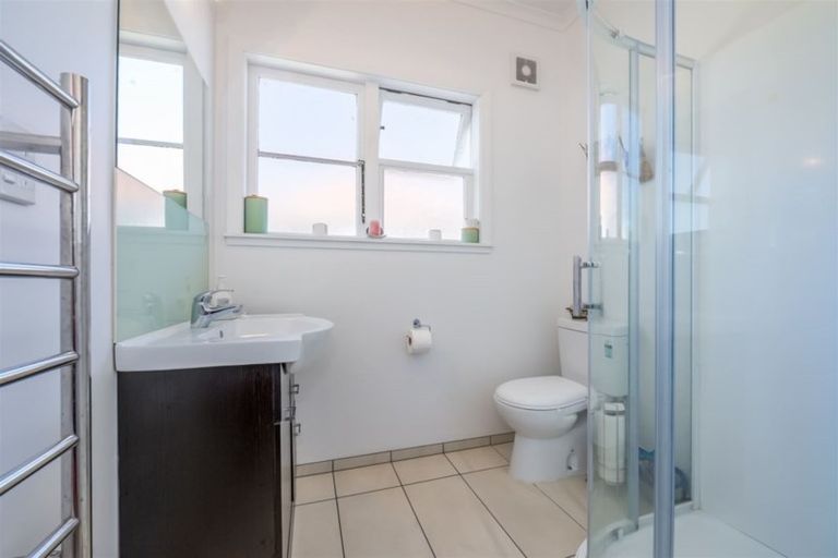 Photo of property in 3 Haig Street, Waterloo, Lower Hutt, 5011