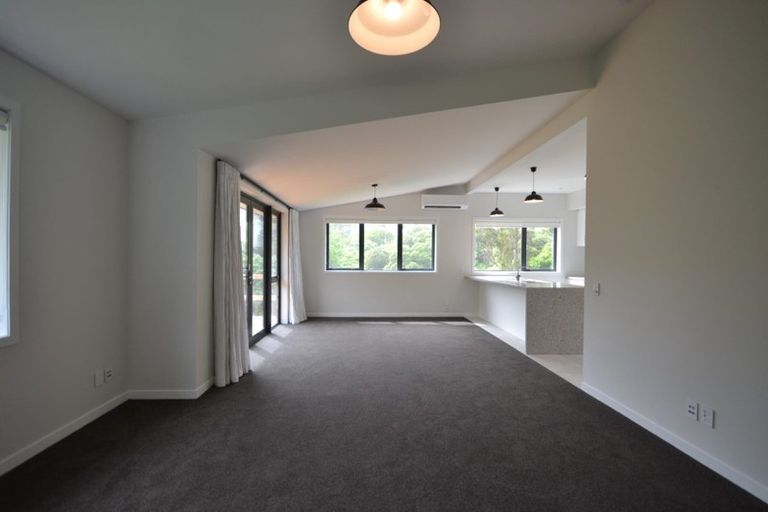 Photo of property in 12 Jacobsen Lane, Ngaio, Wellington, 6035