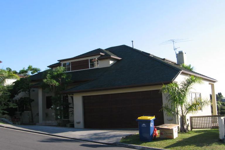 Photo of property in 4 Gretna Green, Browns Bay, Auckland, 0630