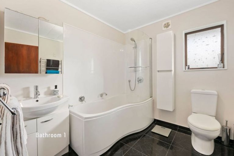 Photo of property in 19 Baltimore Crescent, Totara Park, Upper Hutt, 5018