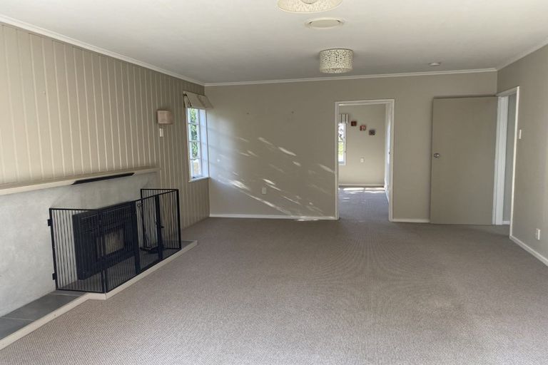 Photo of property in 25 Kent Terrace, Taradale, Napier, 4112