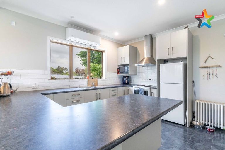 Photo of property in 223 Centre Street, Heidelberg, Invercargill, 9812