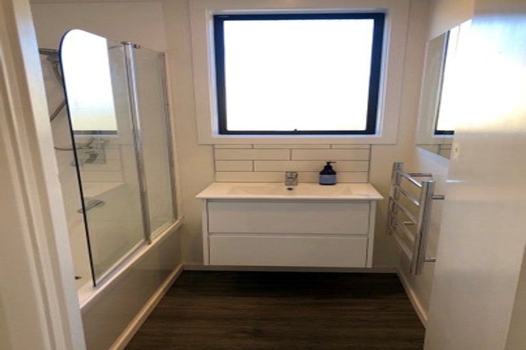 Photo of property in 32 Garvins Road, Hornby, Christchurch, 8042