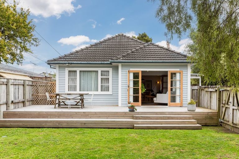 Photo of property in 8 Mangaroa Hill Road, Maoribank, Upper Hutt, 5018