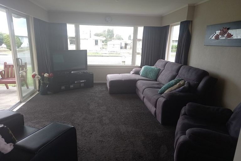 Photo of property in 3 Carlyle Street, Tuatapere, 9620