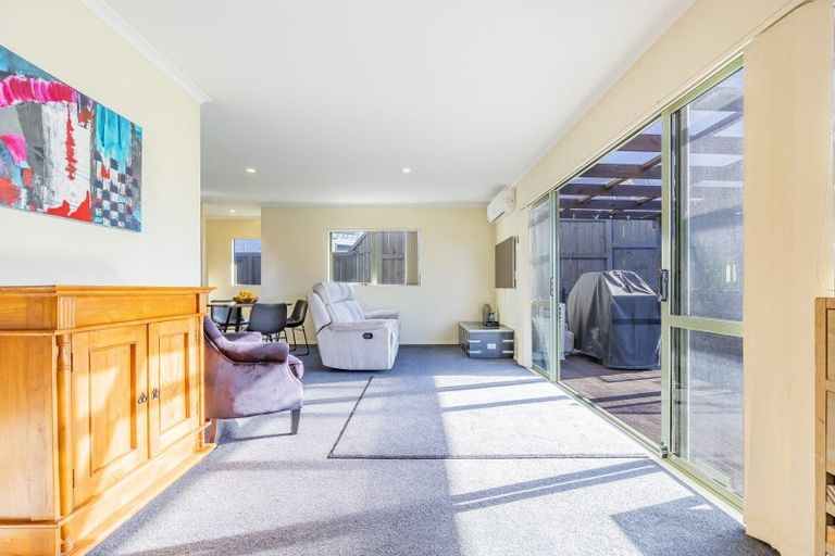 Photo of property in 10 Clea View, Gulf Harbour, Whangaparaoa, 0930