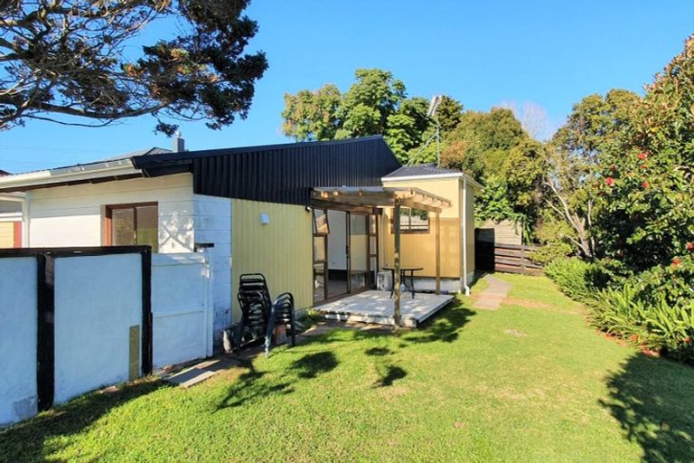 Photo of property in 3/28 Salisbury Road, Birkdale, Auckland, 0626