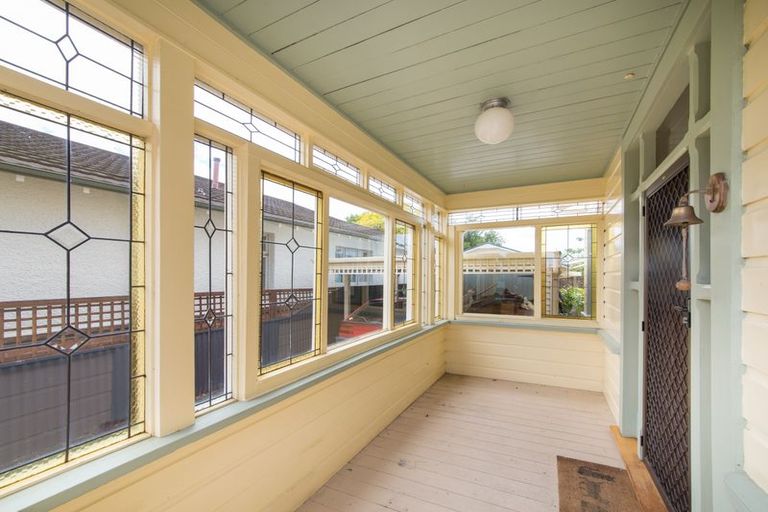 Photo of property in 34 Florence Avenue, Palmerston North, 4414