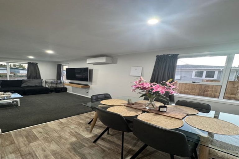 Photo of property in 16 Larnach Street, St Andrews, Hamilton, 3200