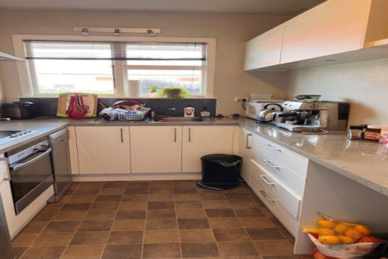 Photo of property in 2/16a Maidstone Road, Ilam, Christchurch, 8041