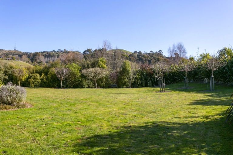 Photo of property in 54 Dalmore Way, Acacia Bay, Taupo, 3385