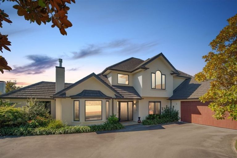 Photo of property in 8 Ashmore Court, Huntington, Hamilton, 3210