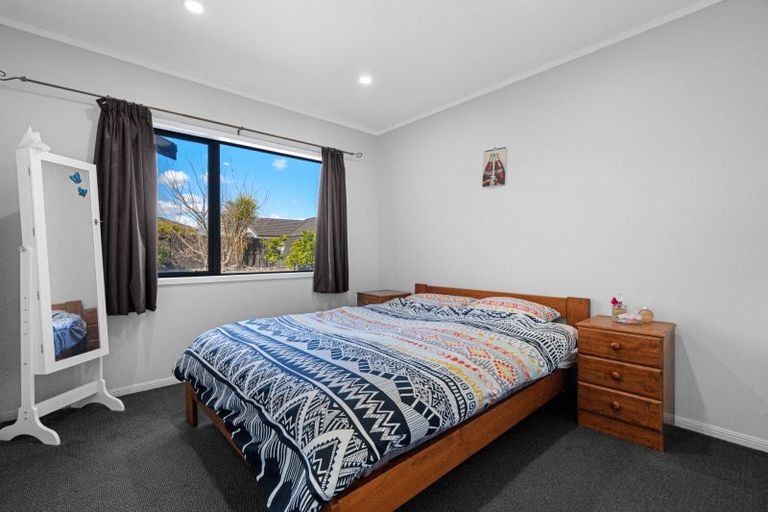 Photo of property in 24 Sauvignon Place, Pyes Pa, Tauranga, 3112