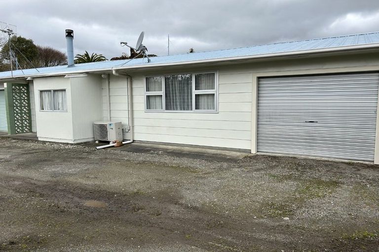 Photo of property in 17b Cambridge Street, Pahiatua, 4910