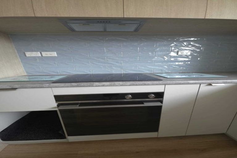 Photo of property in 1/9 Curletts Road, Sockburn, Christchurch, 8042