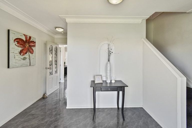 Photo of property in 193 Carnoustie Drive, Wattle Downs, Auckland, 2103