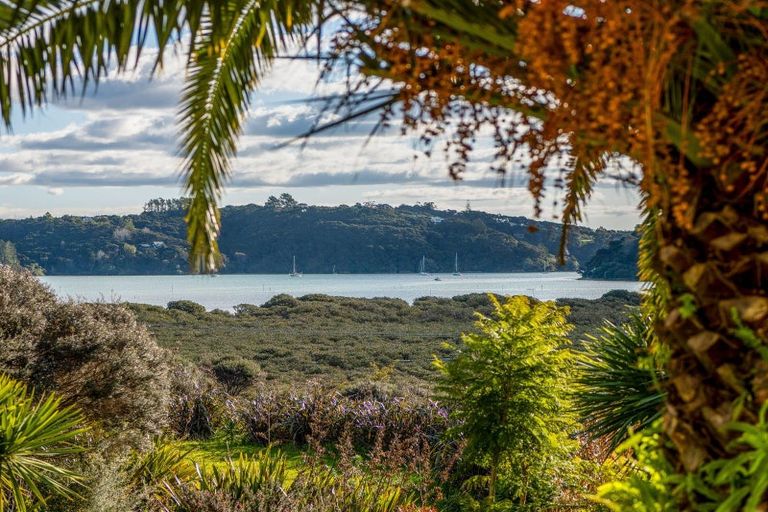 Photo of property in 3 Lichen Grove, Russell, 0272