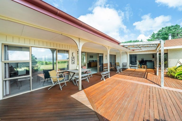 Photo of property in 298b Paekakariki Hill Road, Paekakariki Hill, Porirua, 5381