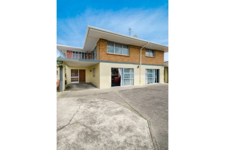Photo of property in 46 Matuhi Rise, Henderson, Auckland, 0612