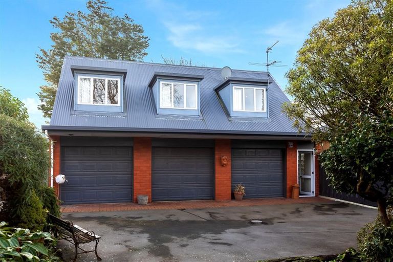 Photo of property in 227 Clyde Road, Burnside, Christchurch, 8053