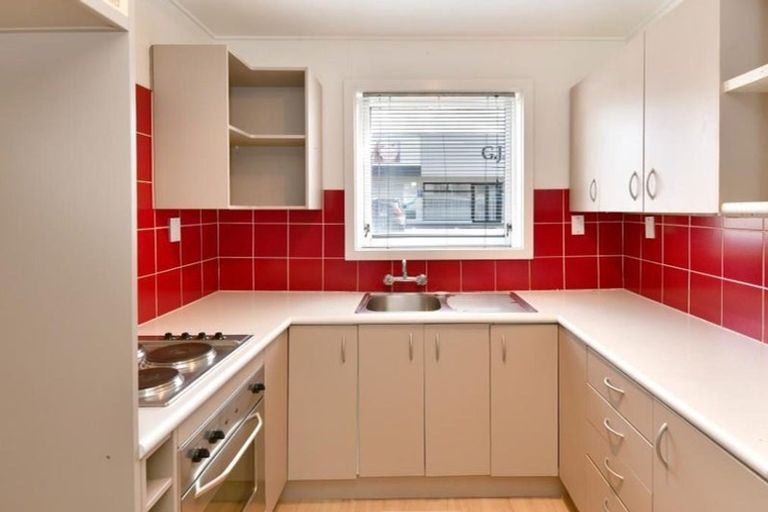 Photo of property in 12 Cammish Lane, Orewa, 0931