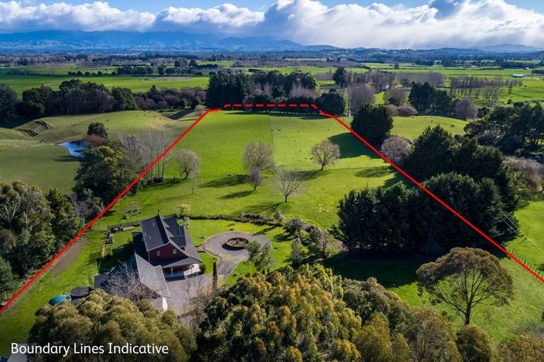 Photo of property in 22 Lees Pakaraka Road, Te Ore Ore, Masterton, 5886