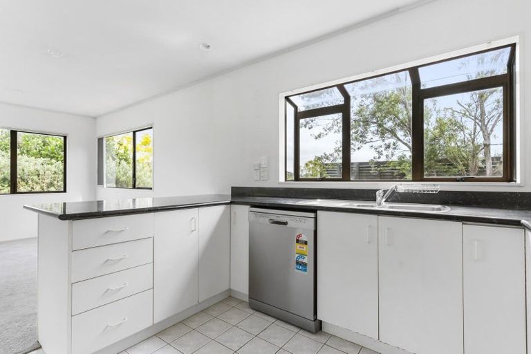 Photo of property in 2/131 Grand Drive, Remuera, Auckland, 1050