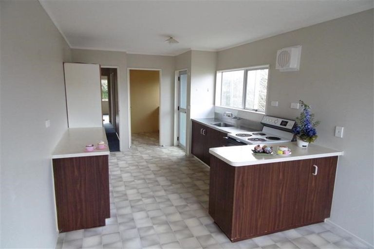 Photo of property in 25 Trafalgar Street, Westown, New Plymouth, 4310