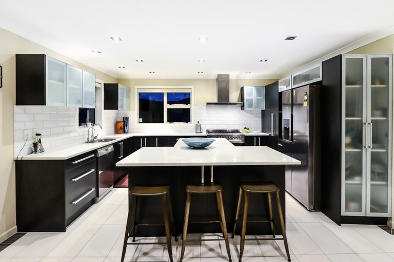 Photo of property in 17 Compton Grove, Huntington, Hamilton, 3210