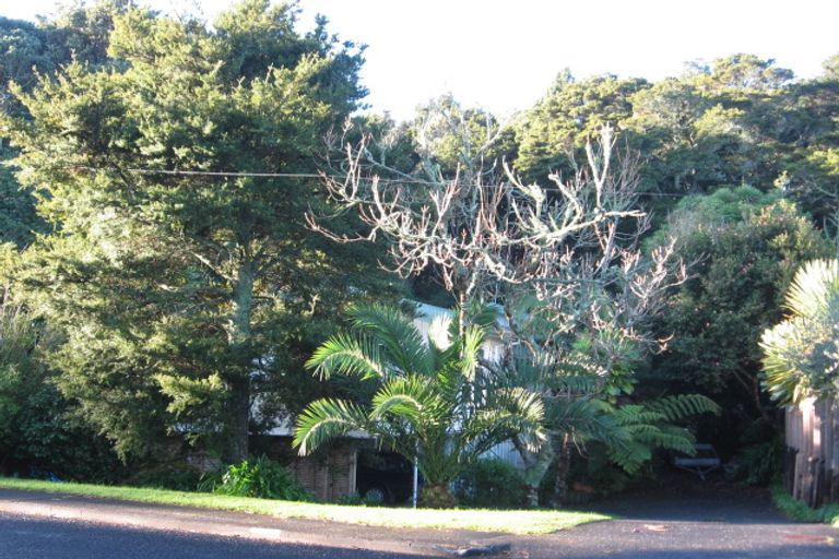 Photo of property in 17 Scenic Drive, Hillpark, Auckland, 2102