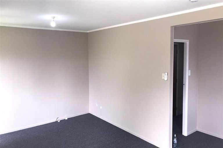 Photo of property in 1/140 Metcalfe Road, Ranui, Auckland, 0612