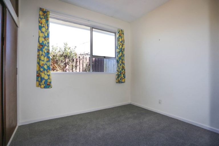 Photo of property in 2/38 Konini Street, Riccarton, Christchurch, 8041