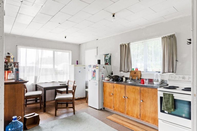 Photo of property in 29 Terrace Street, Matawai, 4075