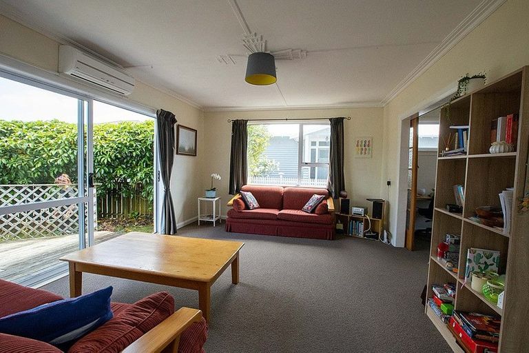 Photo of property in 264 Coronation Avenue, Welbourn, New Plymouth, 4310