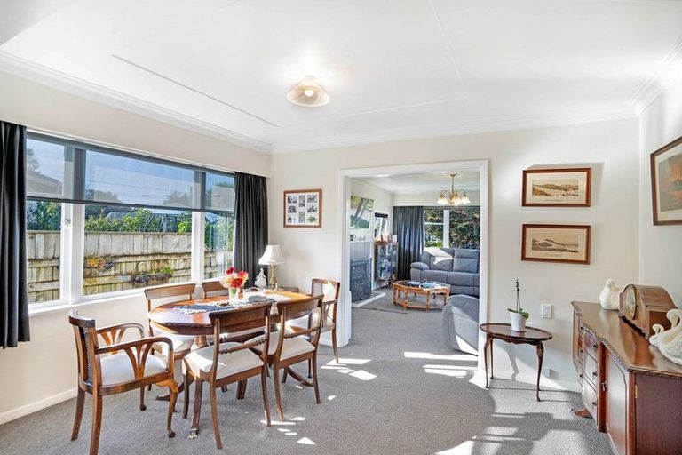 Photo of property in 11 Weka Place, Masterton, 5810