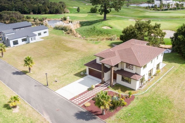 Photo of property in 70 Pinehurst Drive, Pauanui, Hikuai, 3579