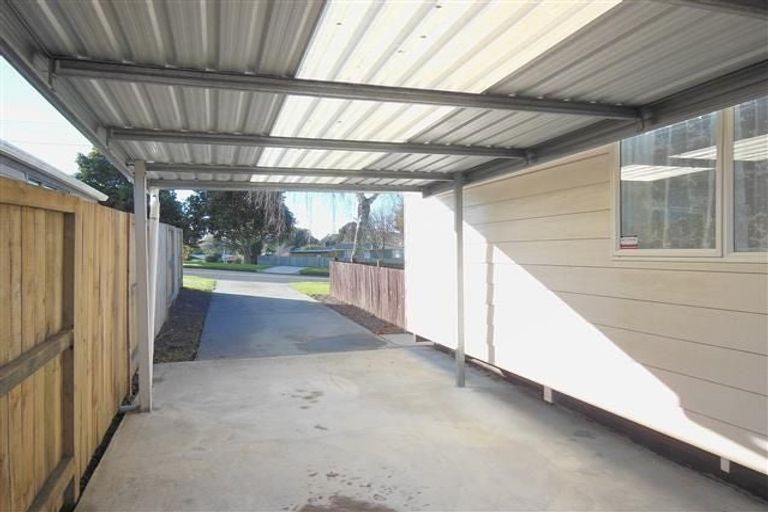 Photo of property in 43 Hall Road, Matua, Tauranga, 3110