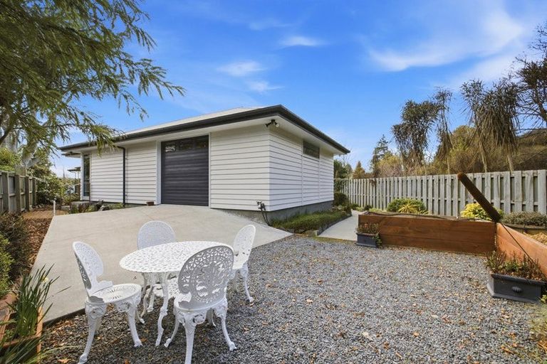 Photo of property in 89 Cashmere Road, Cashmere, Christchurch, 8022