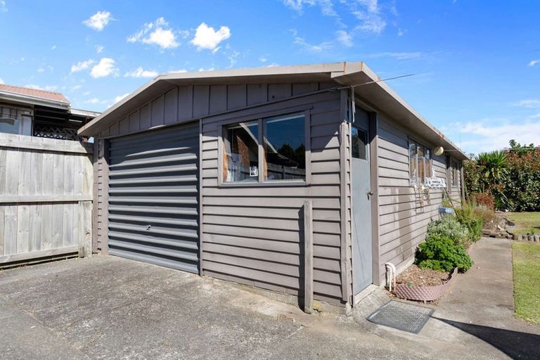 Photo of property in 163 Sandwich Road, St Andrews, Hamilton, 3200