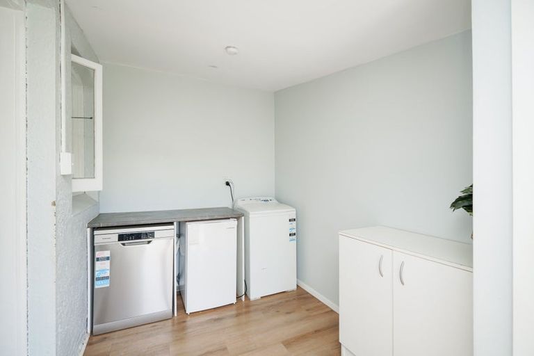 Photo of property in 25 Burrows Street, Bluff, 9814