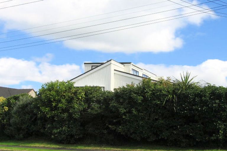 Photo of property in 2/119 Bucklands Beach Road, Bucklands Beach, Auckland, 2012