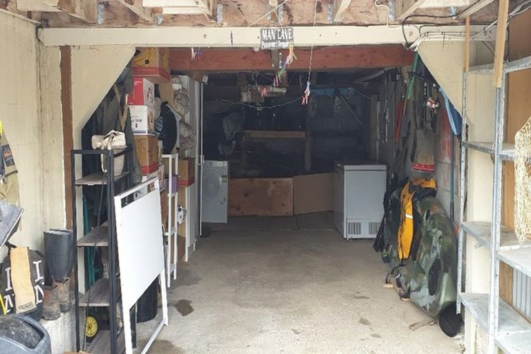 Photo of property in 9 Walker Street, Riverton/aparima, Riverton, 9822