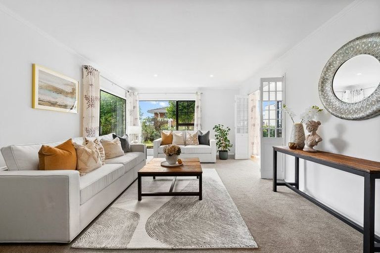 Photo of property in 206 Whitford Road, Shamrock Park, Auckland, 2016