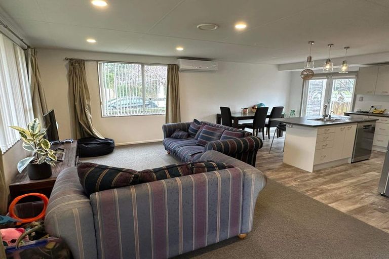 Photo of property in 47 Ruahine Street, Paraparaumu, 5032