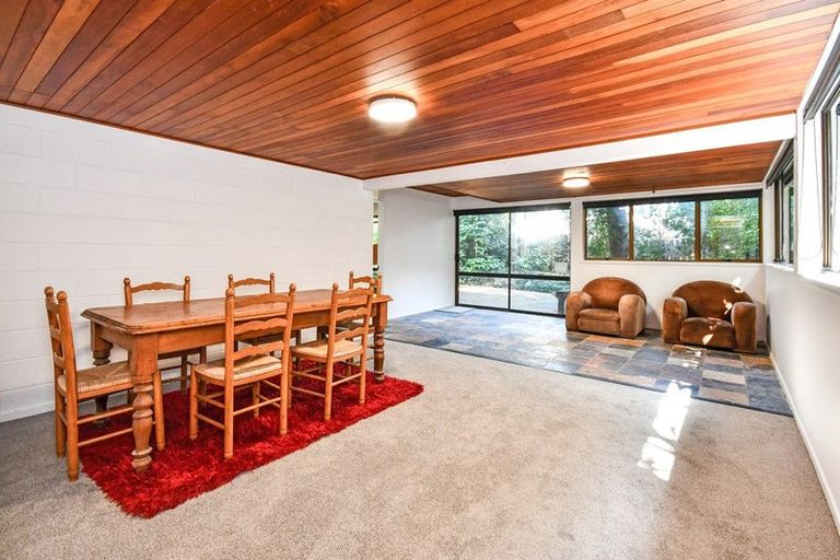 Photo of property in 30 Scenic Drive, Hillpark, Auckland, 2102