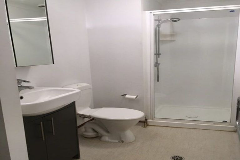 Photo of property in Monvie Apartments, 112/15 Holland Street, Te Aro, Wellington, 6011